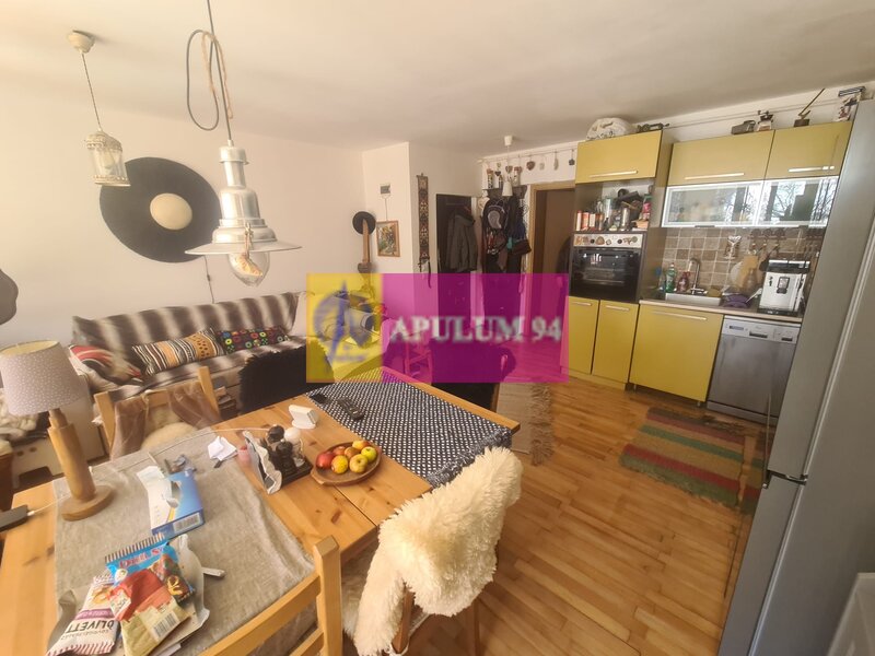 Apartament cu 2 camere de vanzare in Azuga - Zona Partia de Schi