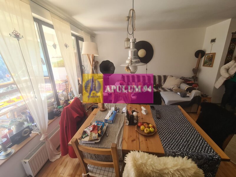Apartament cu 2 camere de vanzare in Azuga - Zona Partia de Schi